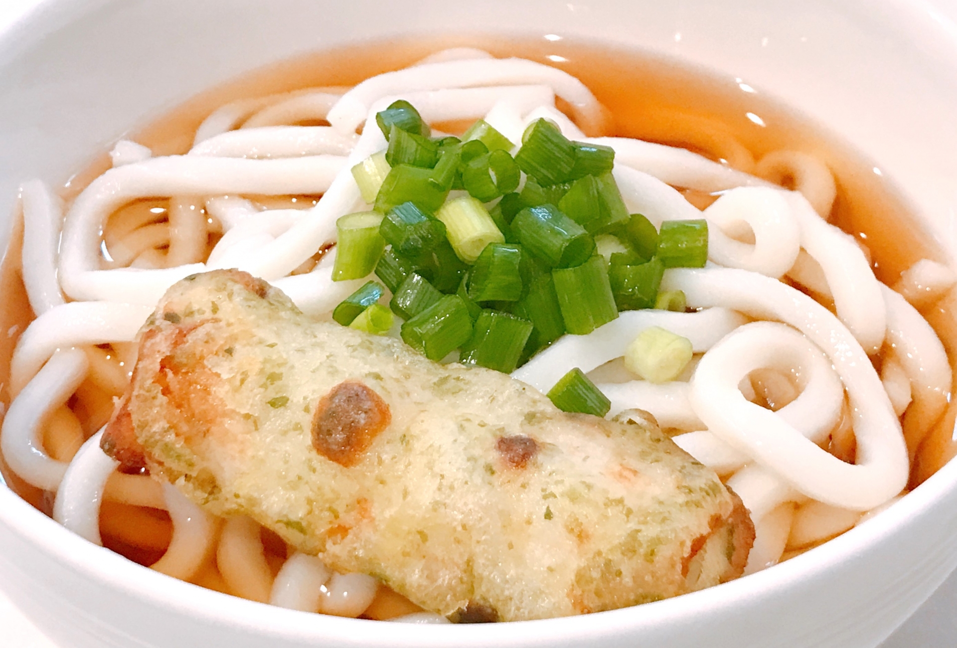 うどんダイエットで痩せた?効果やレシピ、不向きな理由とご飯とどっちが太るかカロリー調査