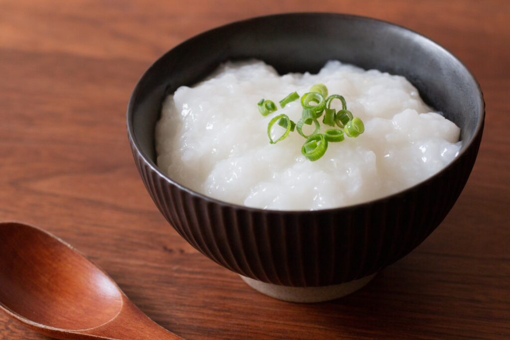 お粥ダイエットは太った声ばかり？デメリットや夜だけの効果と便秘の可能性について